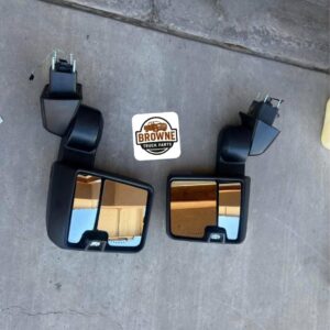 Alternative view of Chevy Silverado & GMC Sierra tow mirrors